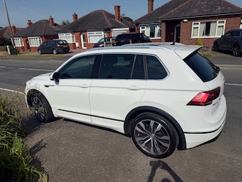 Used Volkswagen Tiguan 2016 for sale - 79011524: Photo