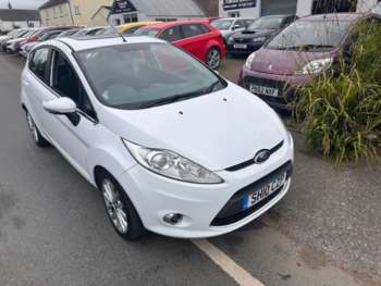 2010 (10) - 1.25 Zetec 5dr [82]