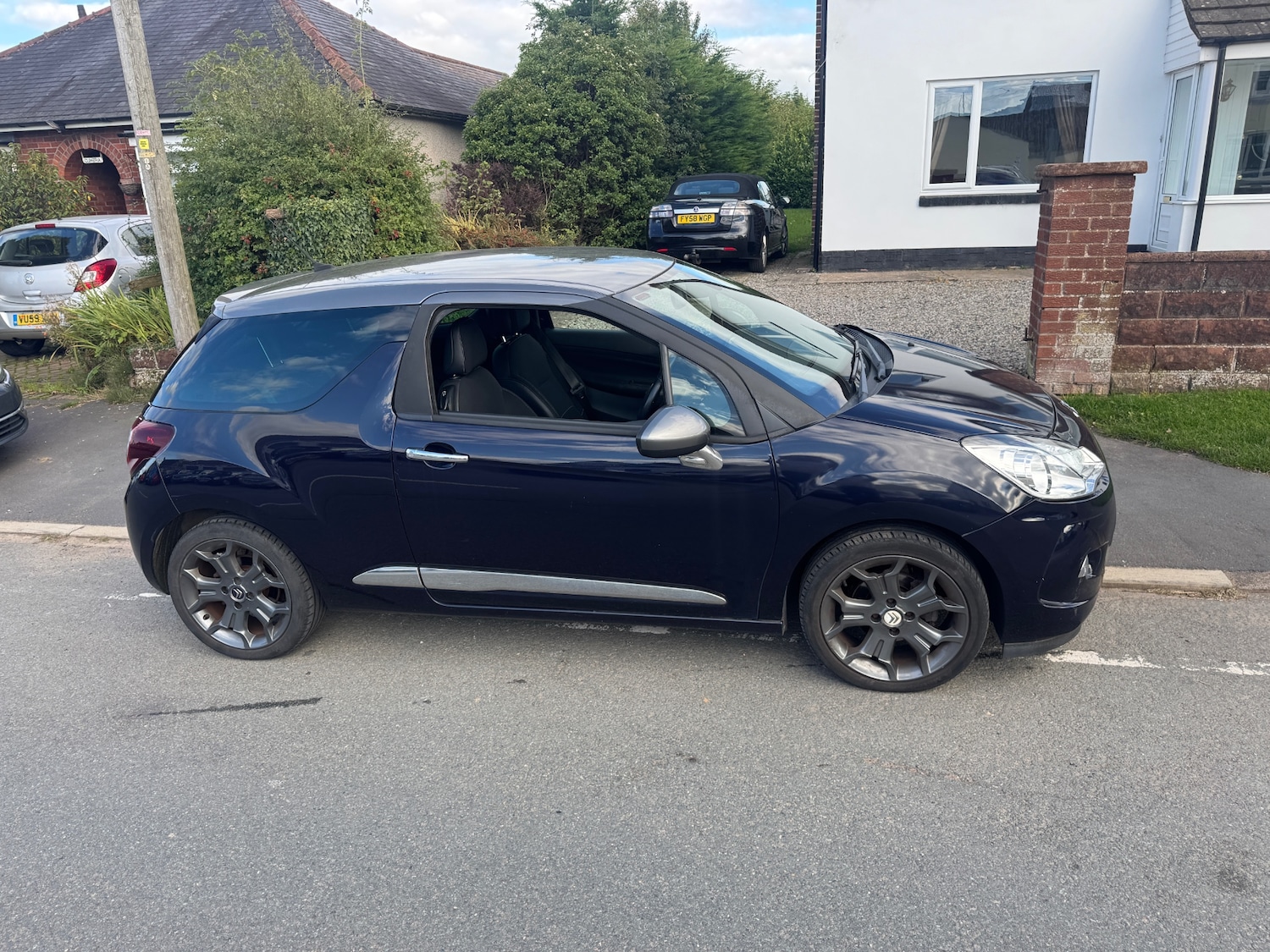 Used Citroen DS3 2014 for sale - 76041564: Photo 2