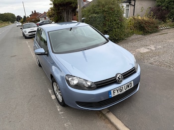 Used Volkswagen Golf 2011 for sale - 76120484: Photo