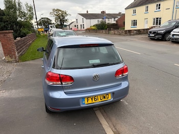 Used Volkswagen Golf 2011 for sale - 76120484: Photo