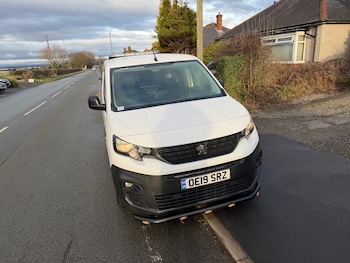 Used Peugeot Partner 2019 for sale - 77020695: Photo