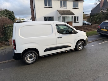 Used Peugeot Partner 2019 for sale - 77020695: Photo