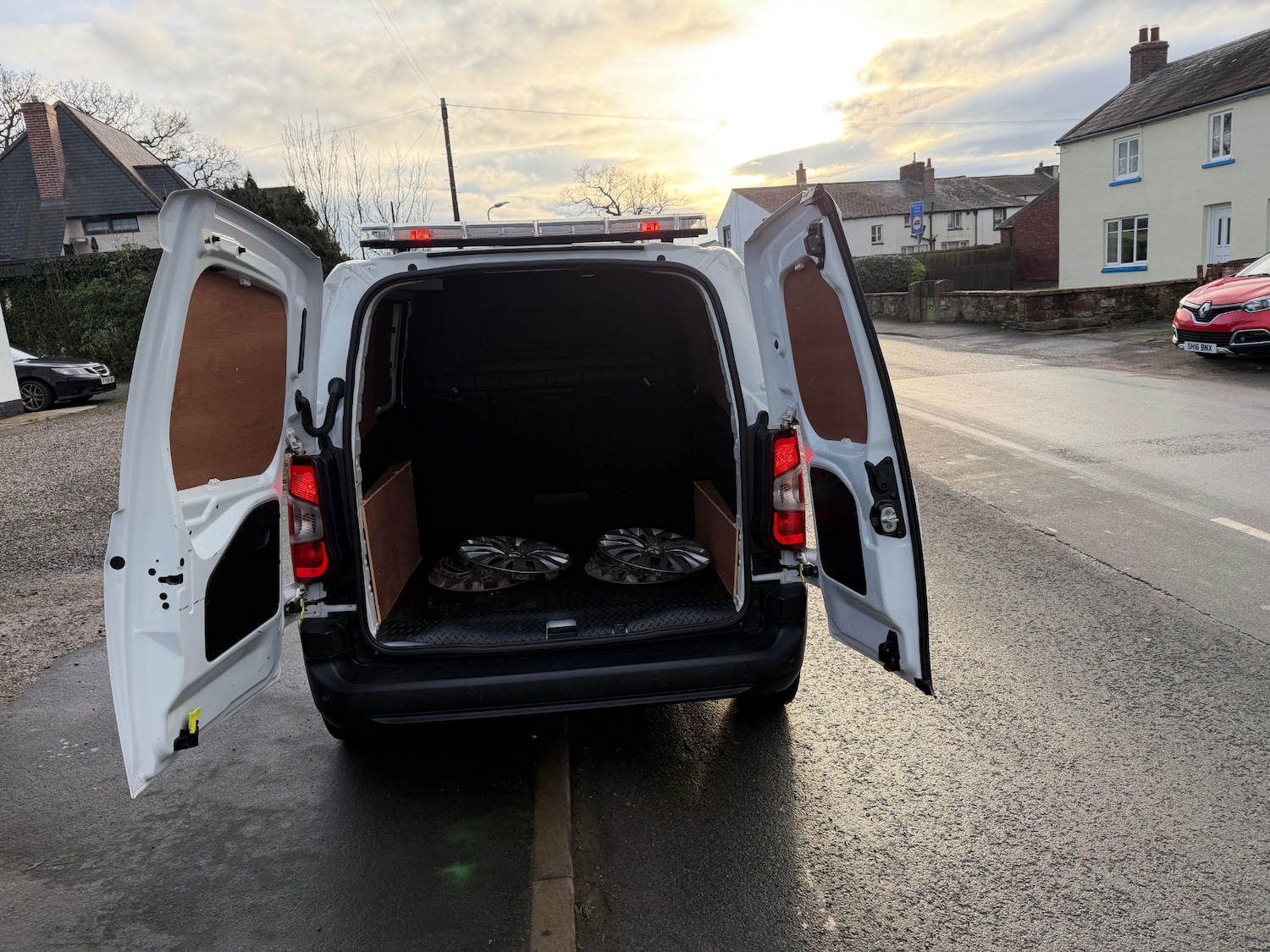 Used Peugeot Partner 2019 for sale - 77020695: Photo 6