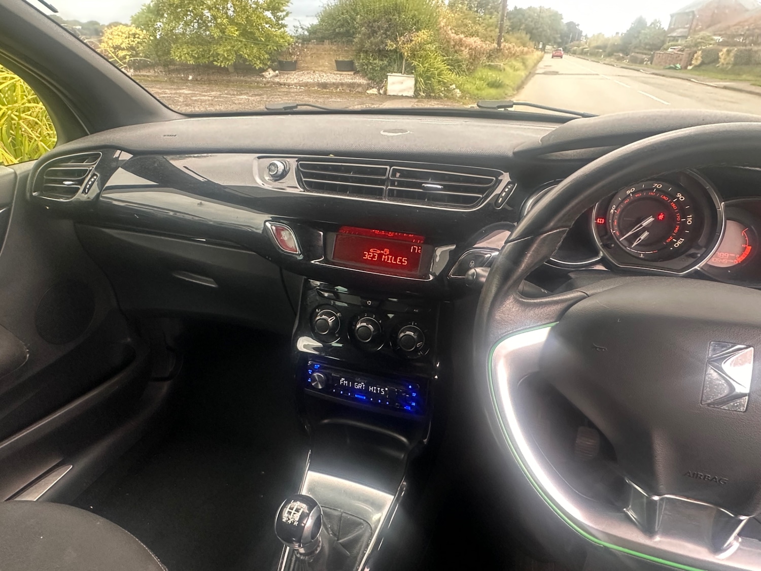 Used Citroen DS3 2011 for sale - 76130372: Photo 10