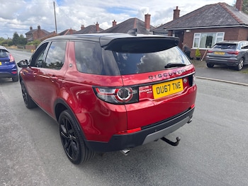 Used Land Rover Discovery Sport 2017 for sale - 79424574: Photo