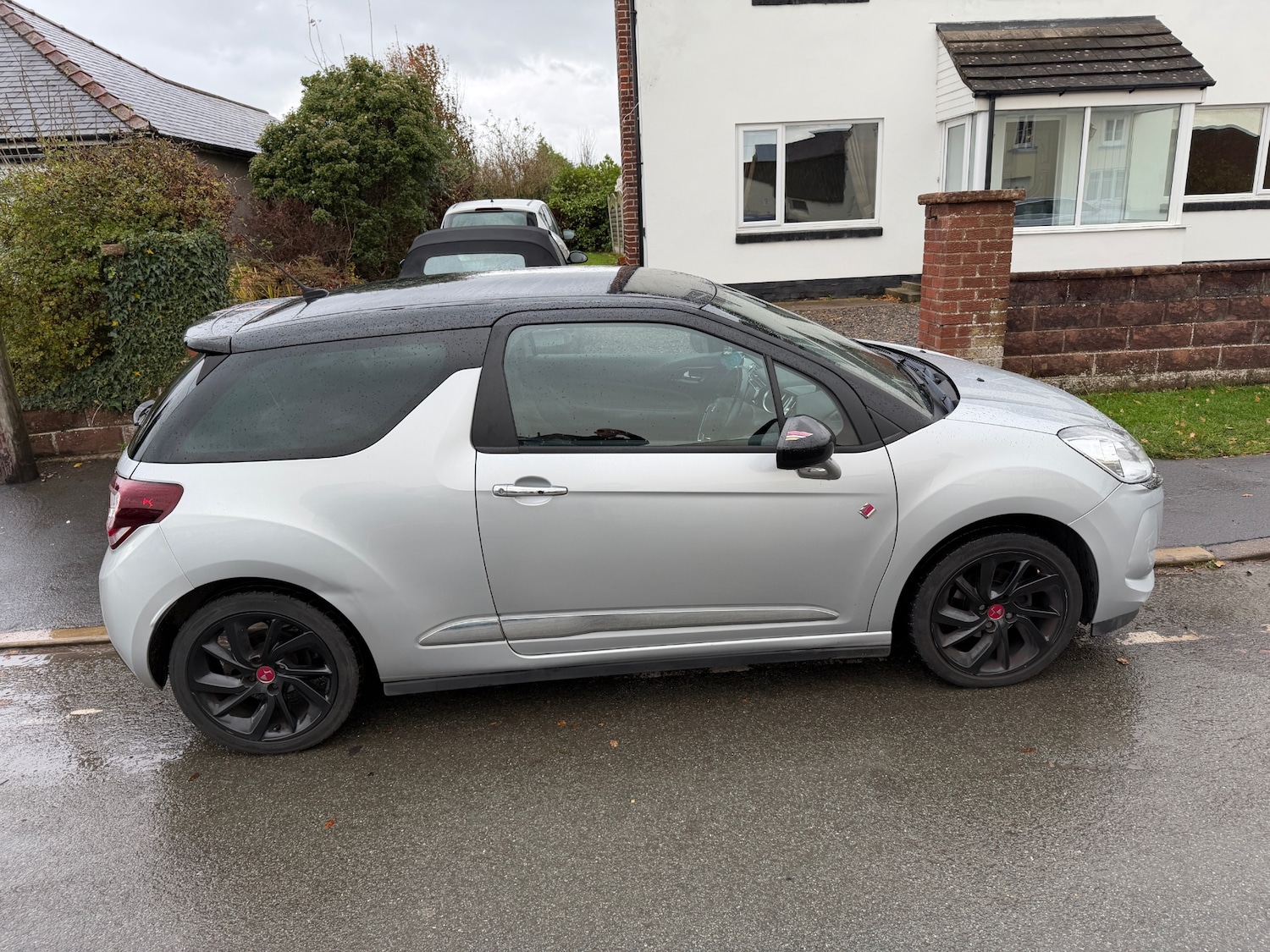 Used Citroen DS3 2017 for sale - 76431052: Photo 2