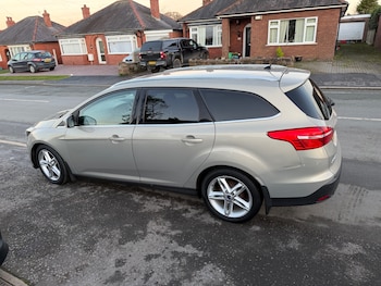 Used Ford Focus 2015 for sale - 76931673: Photo