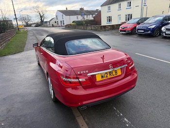 Used Mercedes-Benz E Class 2012 for sale - 77020693: Photo