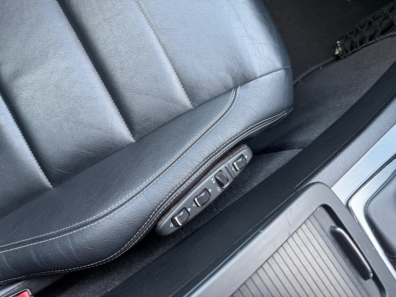 Used Mercedes-Benz E Class 2012 for sale - 77020693: Photo 9