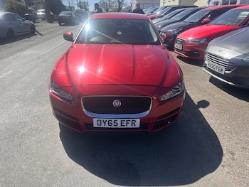 Used Jaguar XE 2015 for sale - 78542708: Photo