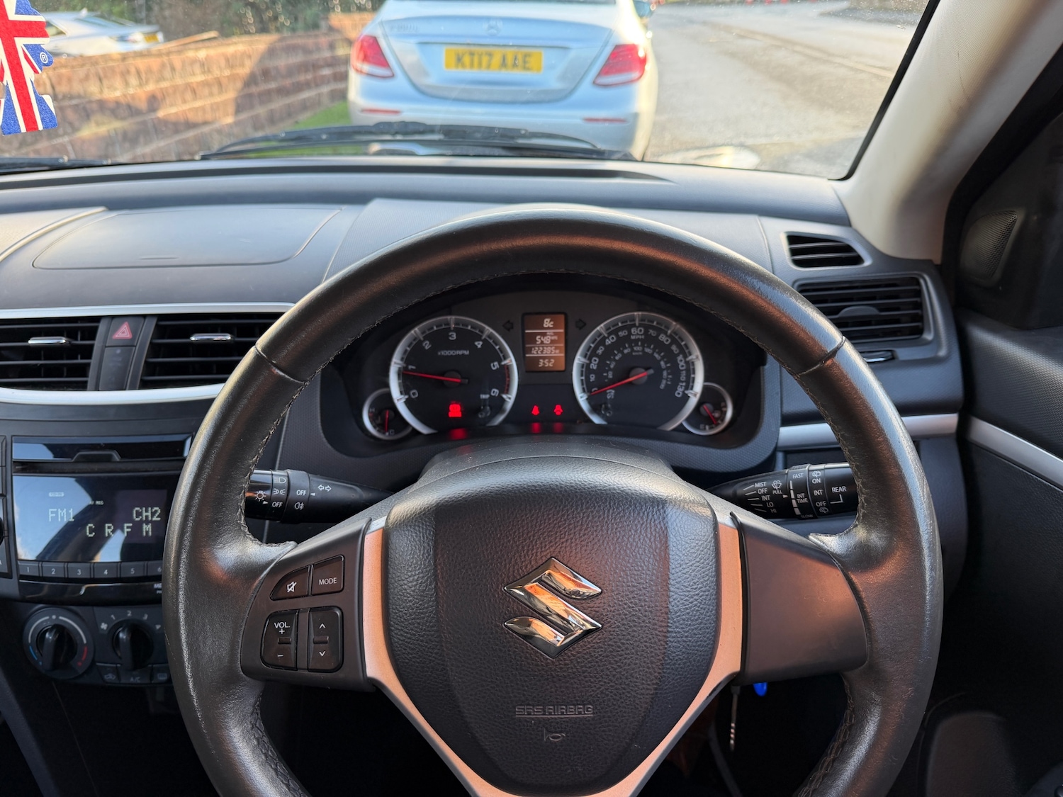 Used Suzuki Swift 2012 for sale - 76407791: Photo 8