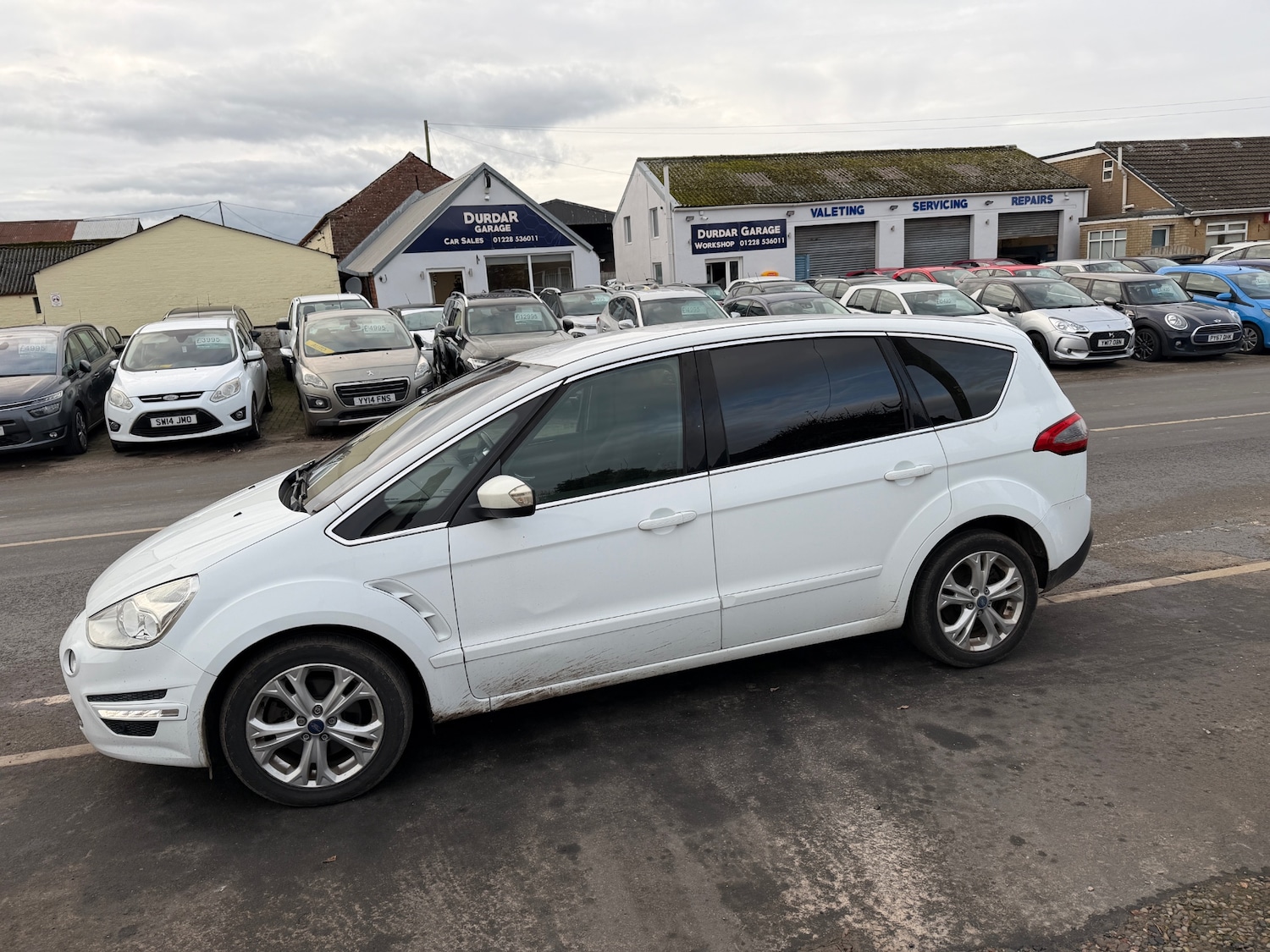 Used Ford S-Max 2014 for sale - 76656427: Photo 4