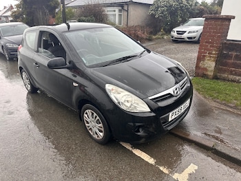 Used Hyundai i20 2009 for sale - 77730931: Photo