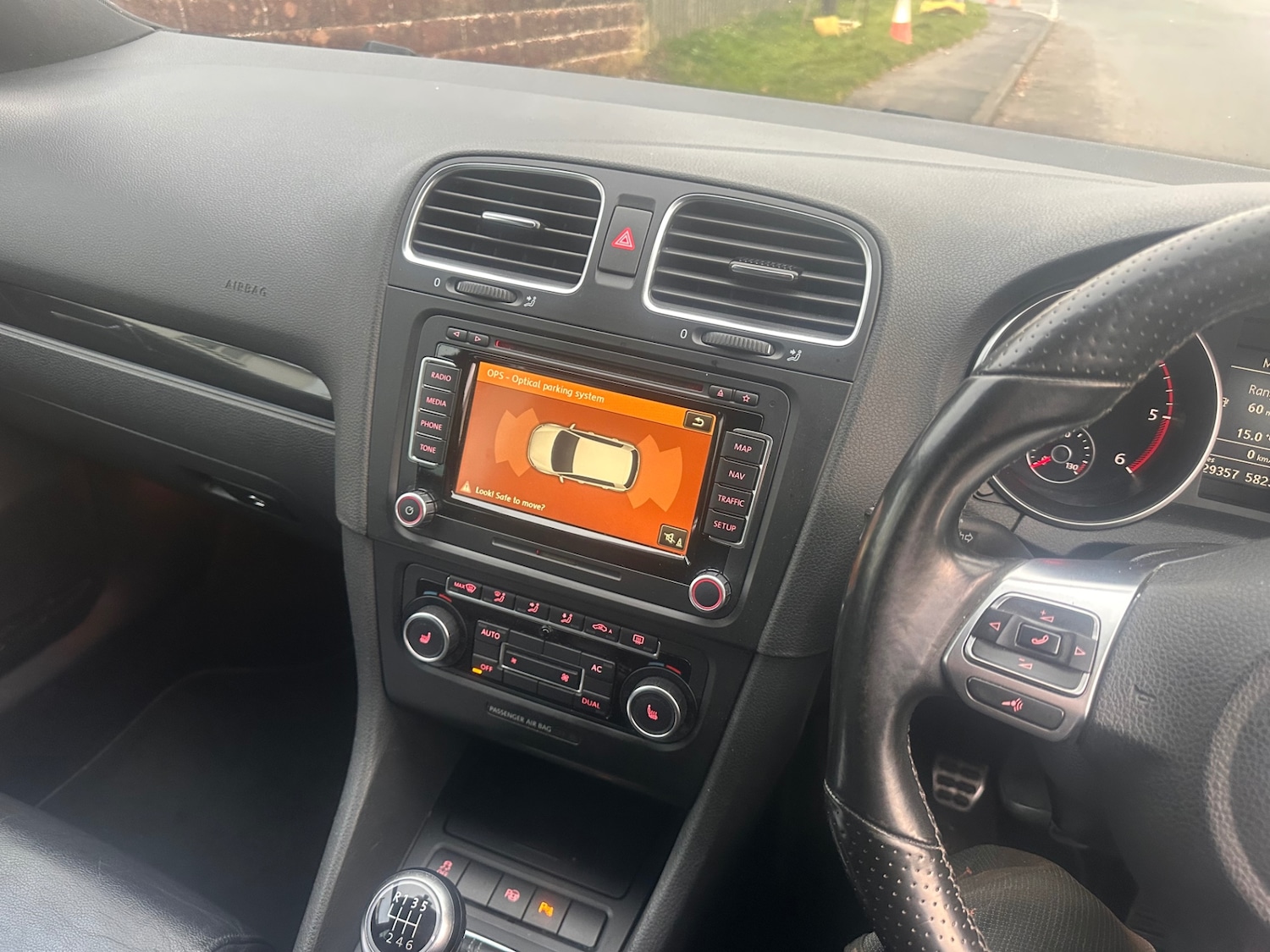 Used Volkswagen Golf 2011 for sale - 76494135: Photo 10