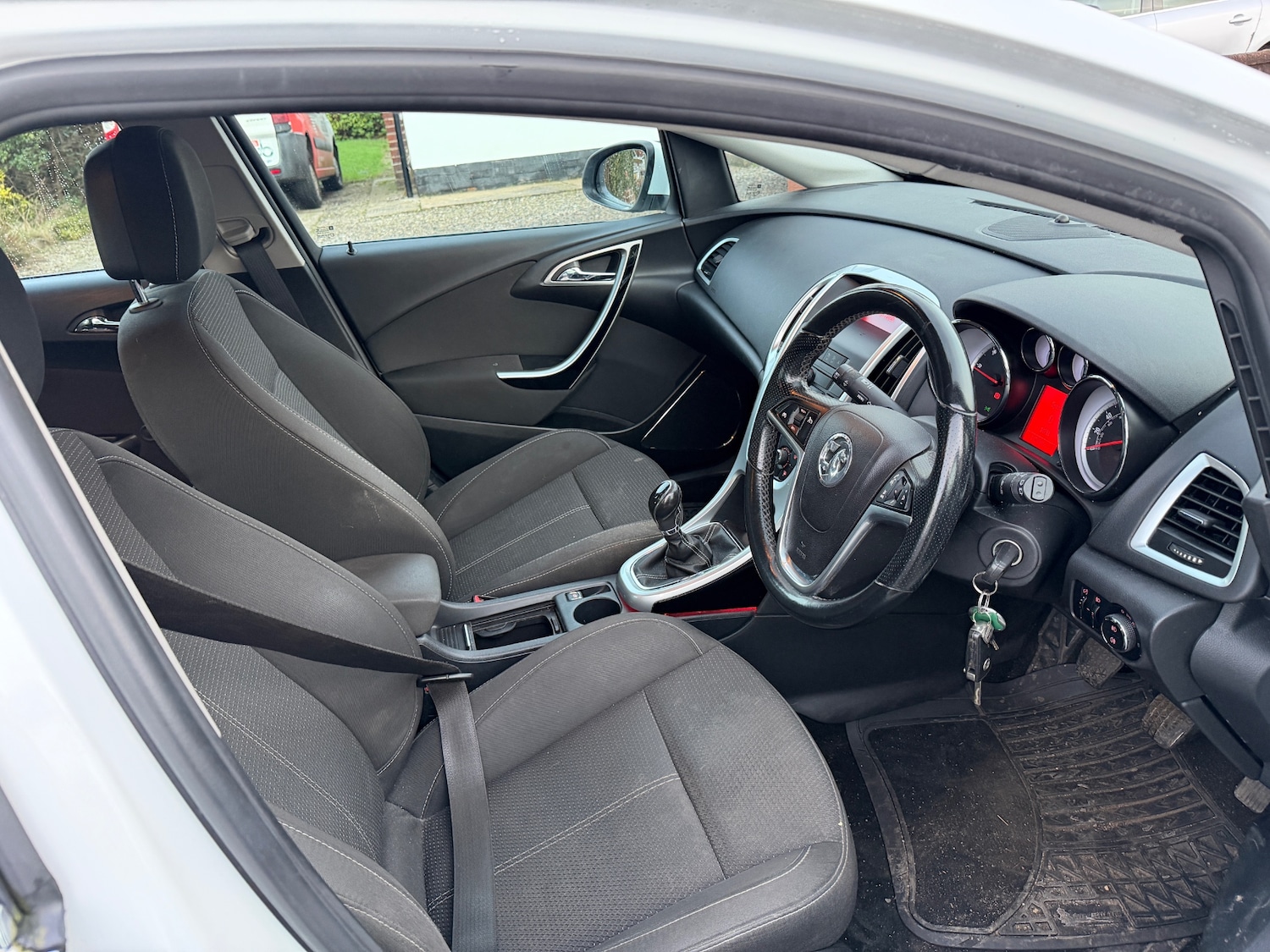 Used Vauxhall Astra 2012 for sale - 77139188: Photo 7