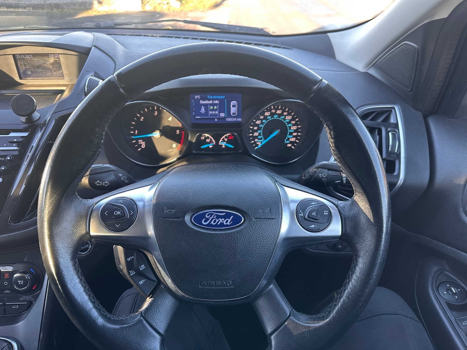 Used Ford Kuga 2014 for sale - 76696622: Photo 8