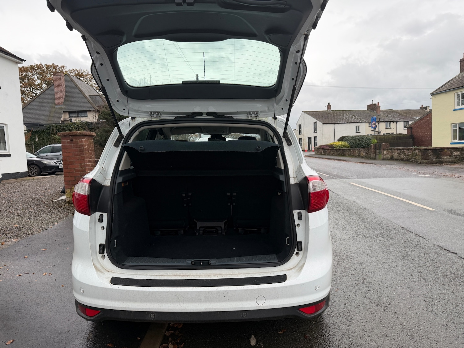 Used Ford C-Max 2014 for sale - 76547563: Photo 5