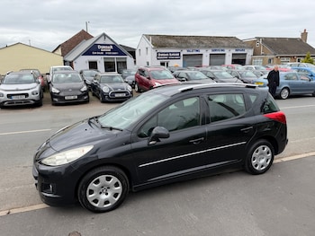 Used Peugeot 207 2012 for sale - 76120479: Photo