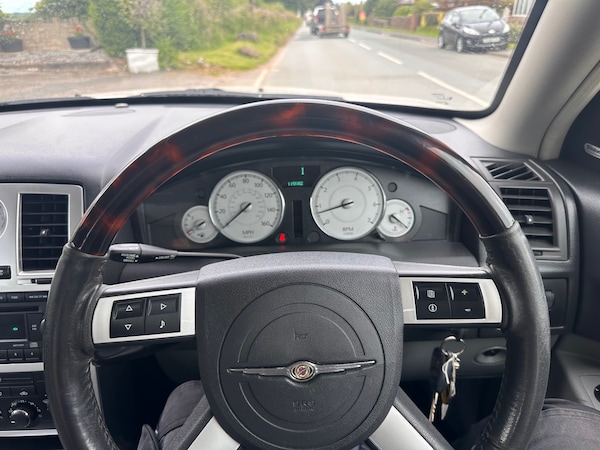 Used Chrysler 300C 2007 for sale - 71798392: Photo 9