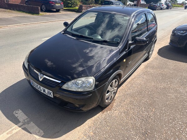 Used Vauxhall Corsa 2005 for sale - 71873710: Photo 6