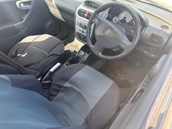 Used Vauxhall Corsa 2005 for sale - 71873710: Photo 7