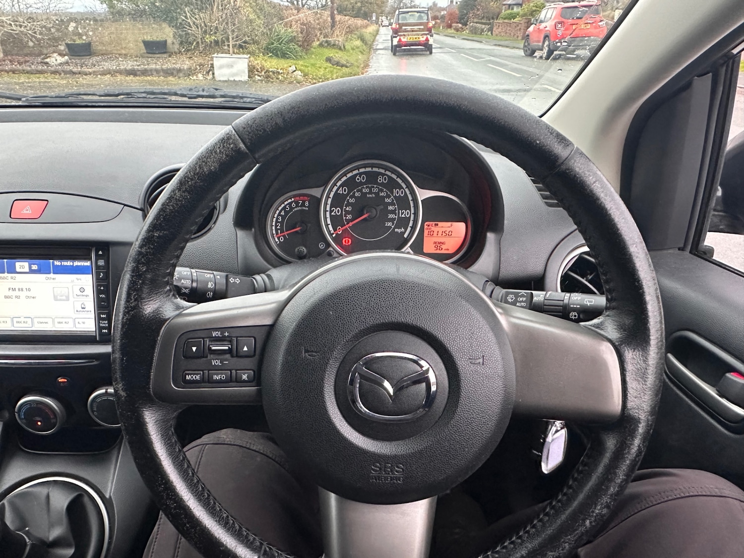 Used Mazda Mazda2 2013 for sale - 76544619: Photo 8