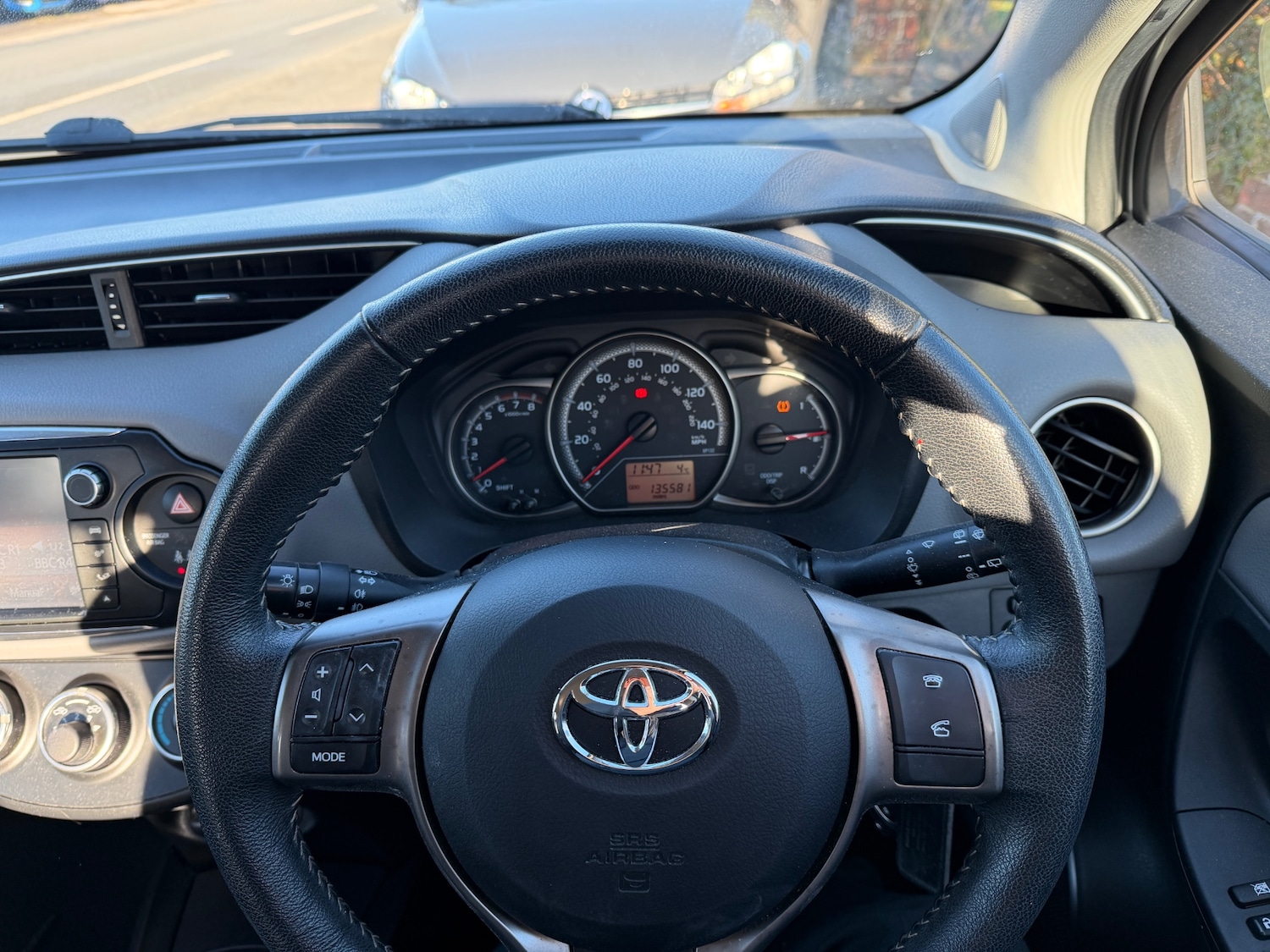 Used Toyota Yaris 2015 for sale - 76699745: Photo 8