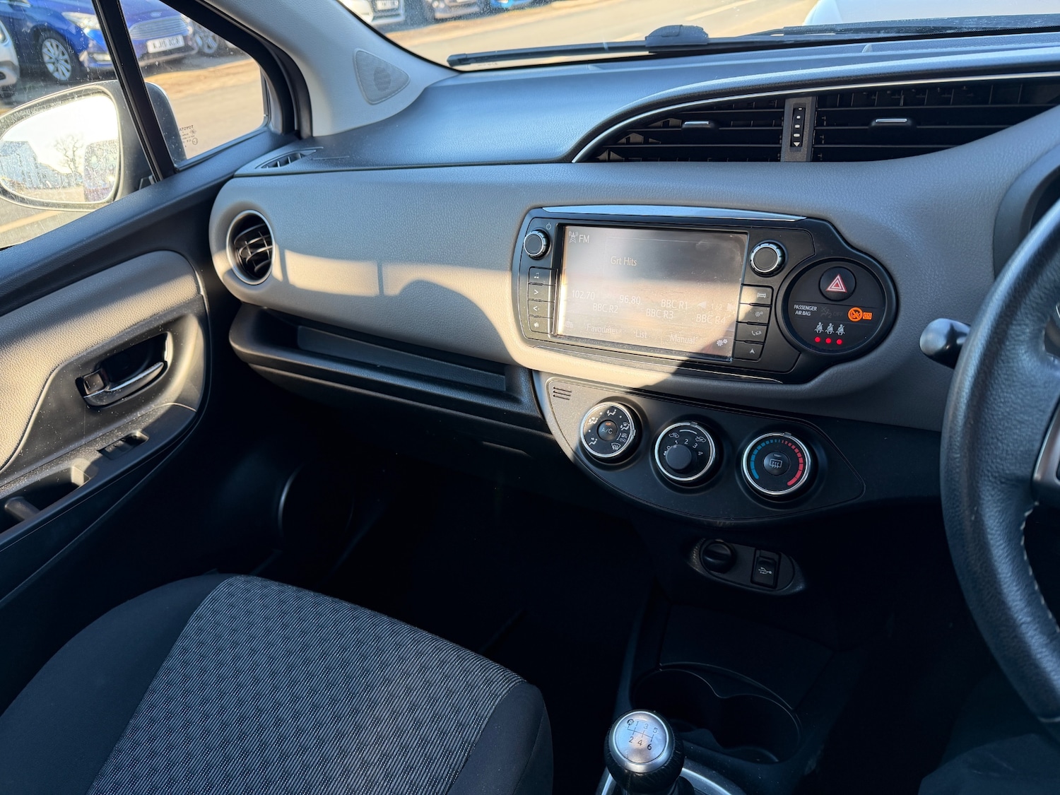 Used Toyota Yaris 2015 for sale - 76699745: Photo 9