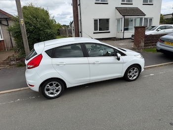 Used Ford Fiesta 2012 for sale - 79048205: Photo
