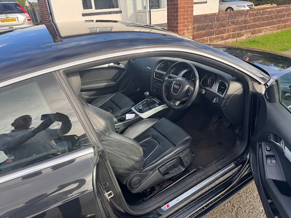 Used Audi A5 2011 for sale - 75976219: Photo 5