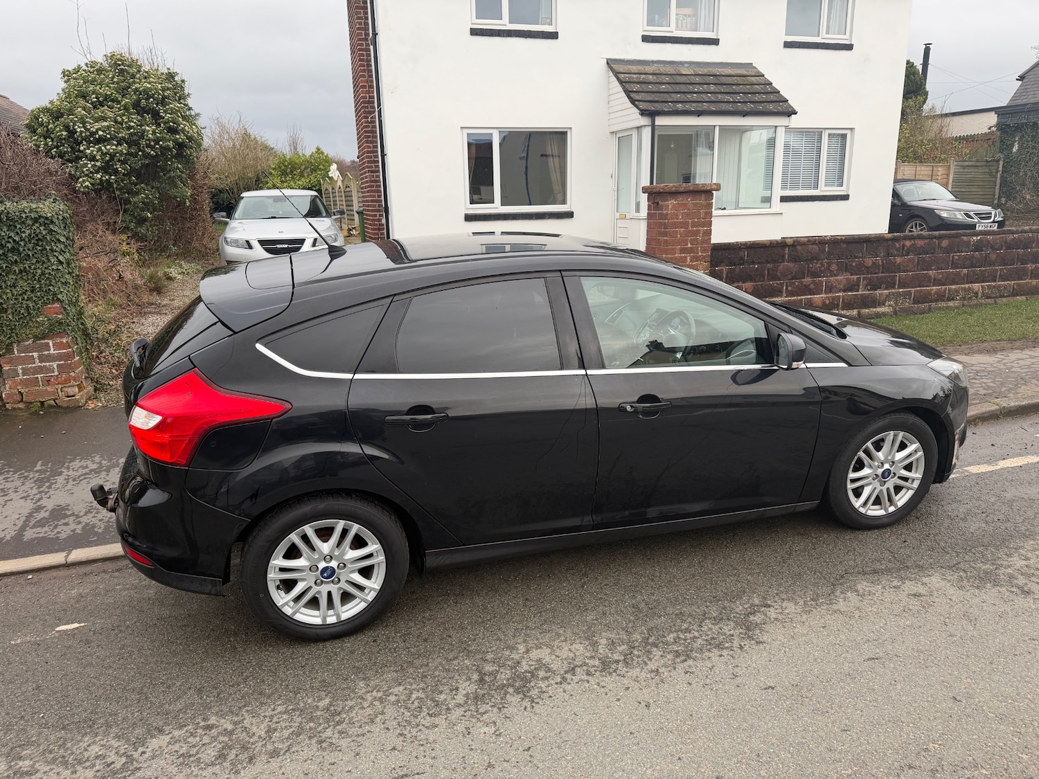 Used Ford Focus 2013 for sale - 77682272: Photo 4