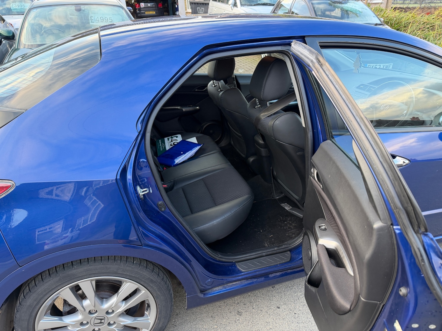 Used Honda Civic 2010 for sale - 77370513: Photo 6