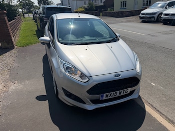 Used Ford Fiesta 2015 for sale - 79168384: Photo