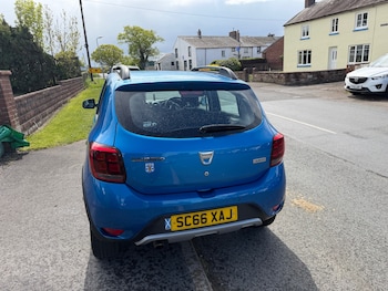 Used Dacia Sandero Stepway 2016 for sale - 78571938: Photo