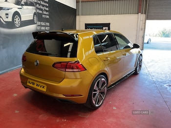 Used Volkswagen Golf 2018 for sale - 77575623: Photo