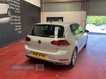 Used Volkswagen Golf 2017 for sale - 78742335: Photo