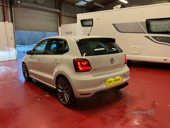 Used Volkswagen Polo 2017 for sale - 76900017: Photo