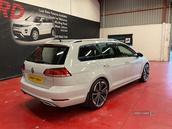Used Volkswagen Golf 2017 for sale - 76338135: Photo