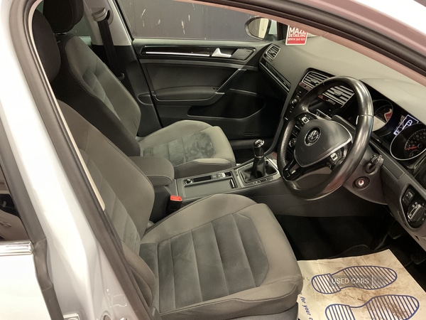 Used Volkswagen Golf 2017 for sale - 76338135: Photo 9