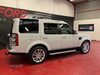 Used Land Rover Discovery 2016 for sale - 76802790: Photo