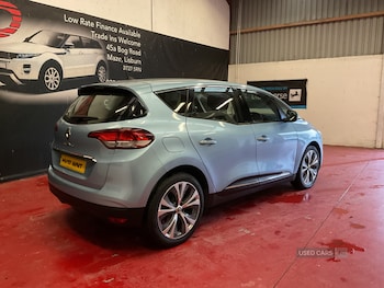 Used Renault Scenic 2017 for sale - 77217954: Photo
