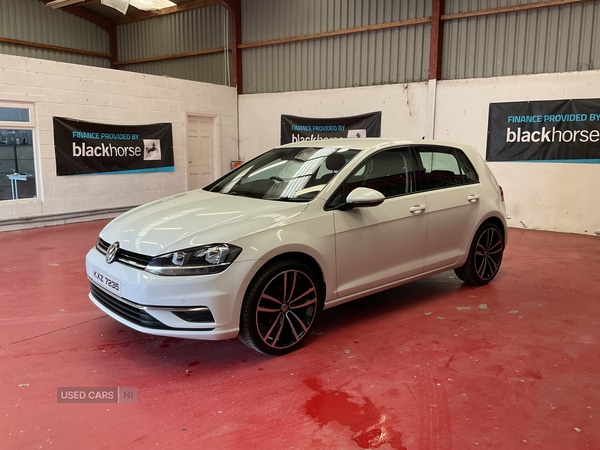 Used Volkswagen Golf 2017 for sale - 76389516: Photo 5