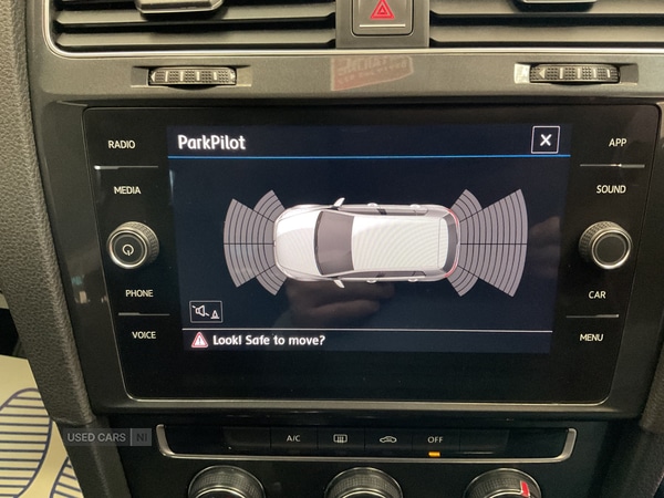 Used Volkswagen Golf 2017 for sale - 76389516: Photo 9