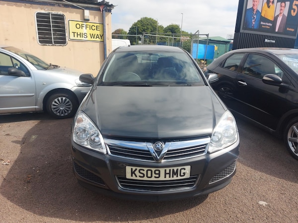 Used Vauxhall Astra 2009 for sale - 67489697: Photo 1