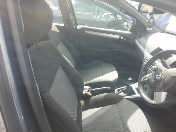 Used Vauxhall Astra 2009 for sale - 67489697: Photo 5
