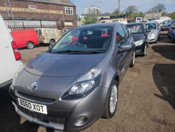 Used Renault Clio 2010 for sale - 74467660: Photo