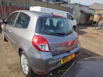 Used Renault Clio 2010 for sale - 74467660: Photo