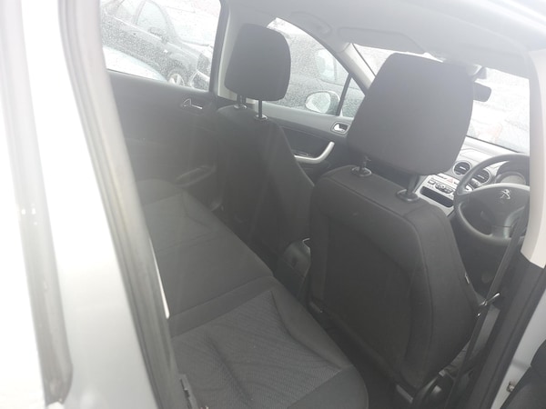 Used Peugeot 308 2011 for sale - 62704433: Photo 7