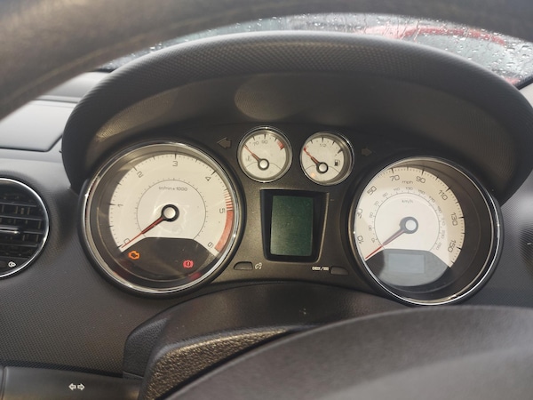 Used Peugeot 308 2011 for sale - 62704433: Photo 9